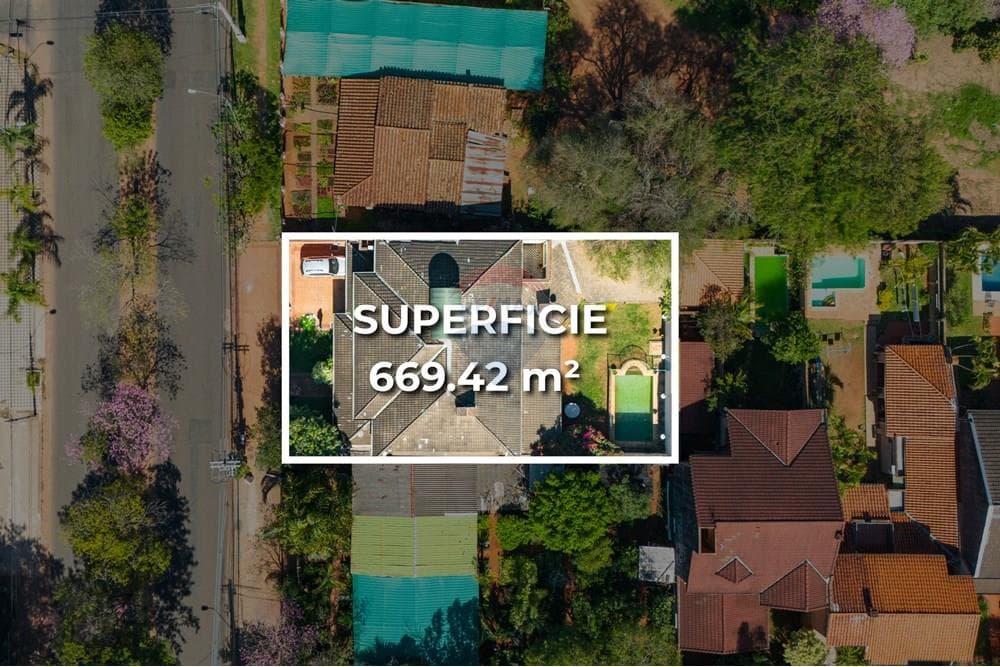Residencia de 669 m2 sobre la avenida perón, foto 4