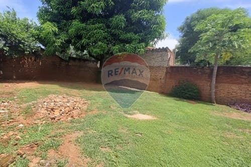 Vendo terreno en Fernando de la Mora
