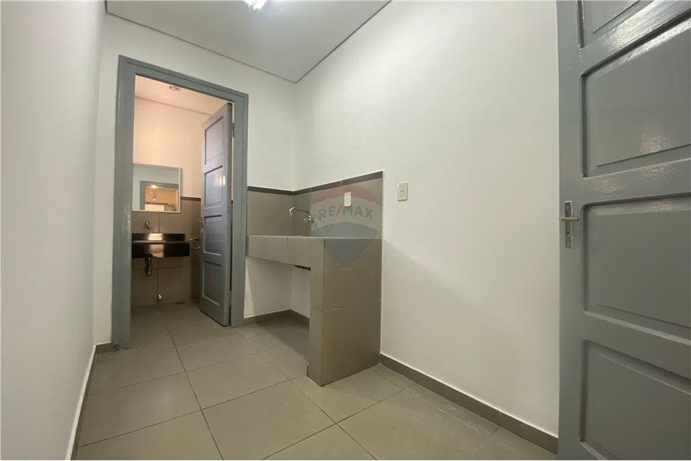 Oficina con show room en ciudad nueva, foto 4