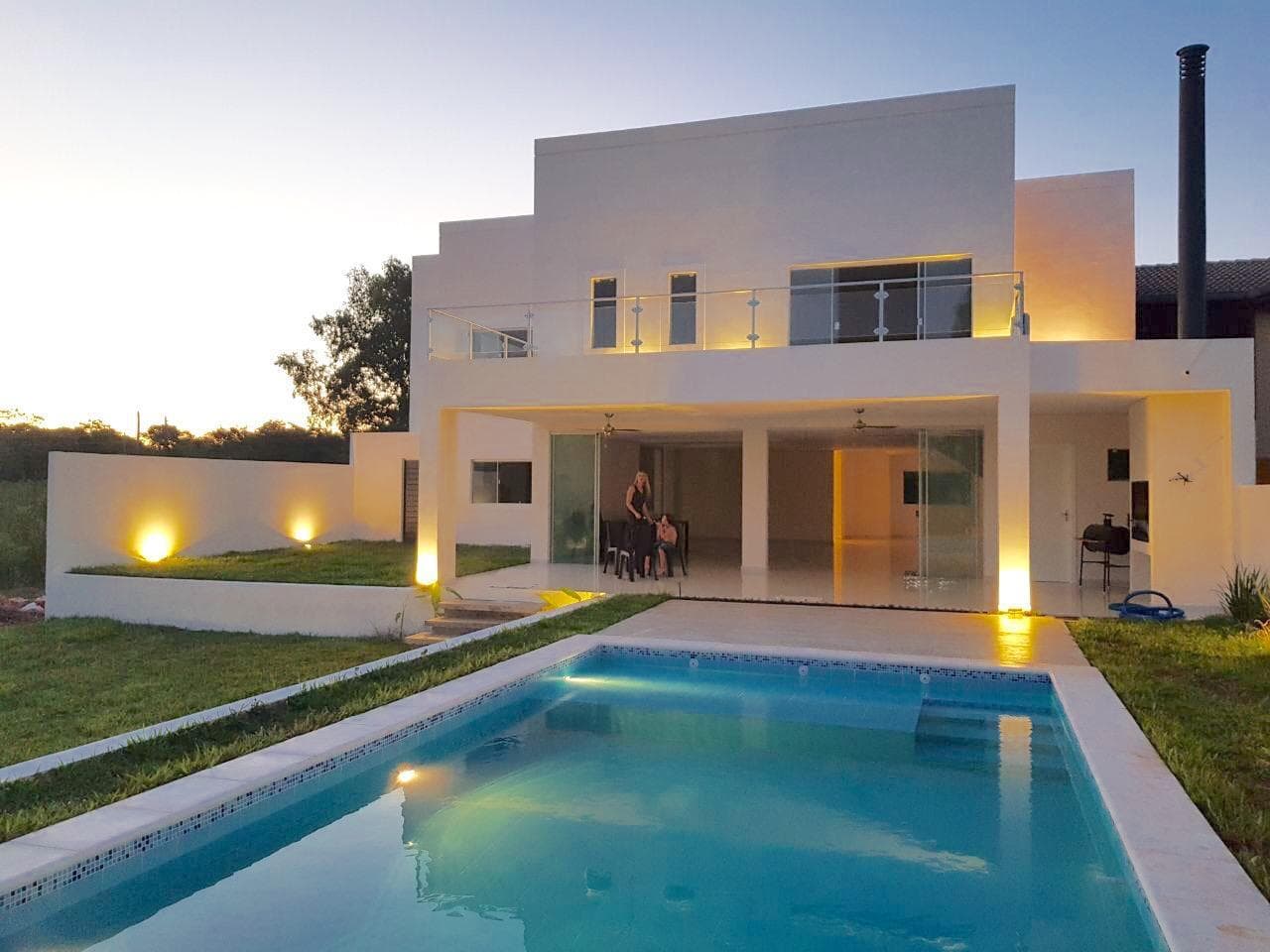 Surubi'i Mariano Roque Alonso, en venta hermosa casa de 3 dormitorios en suite, foto 5