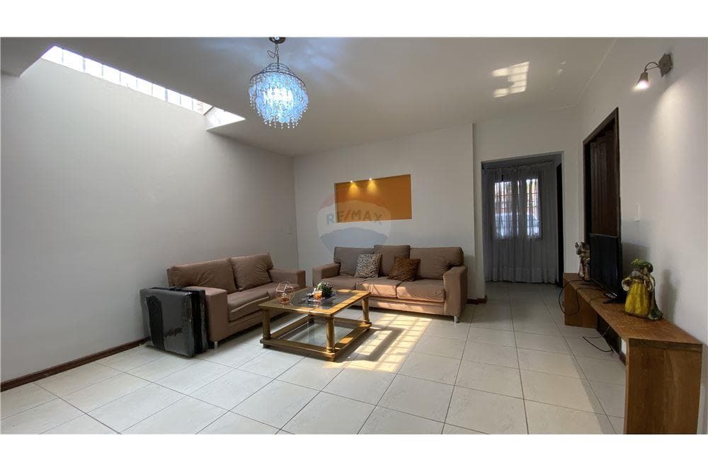 En venta hermosa y amplia residencia en Asunción - vista alegre, foto 3