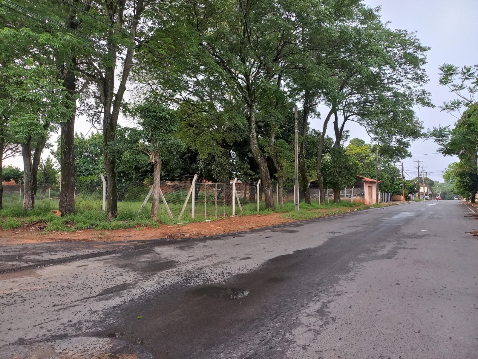 terreno de 360m2 en Fdo de la Mora zona norte/barrio Laguna Sati, foto 3