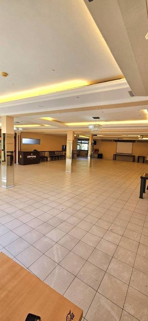 Salón Comercial en Esquina Herrera, Asuncion — foto 2