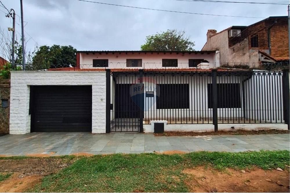EN VENTA | Casa en Fdo. de la Mora - Zona Norte