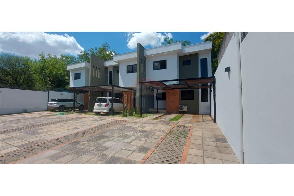 Alquilo Duplex en Condo Zona U.C.A.- Alfa College