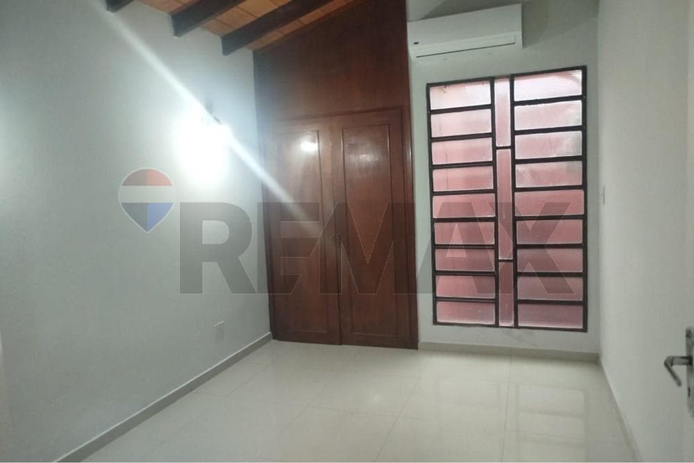 Departamento - Alquiler-ycua sati