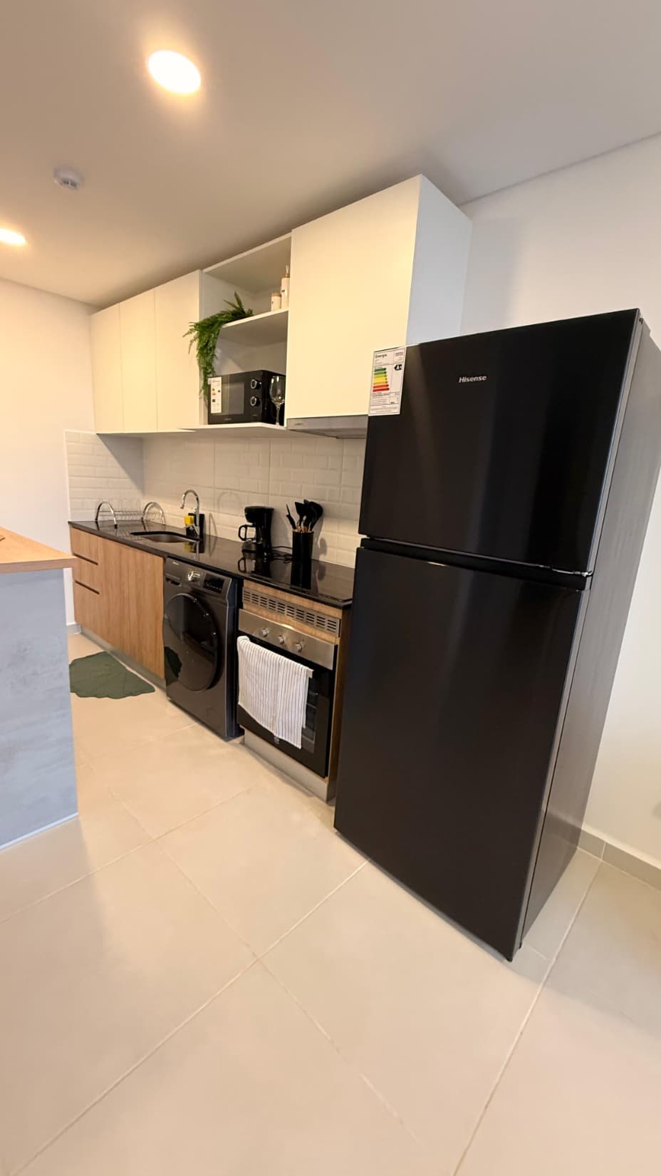 Departamento AMOBLADO VIVO COSTANERA - Alquiler - Encarnación, Paraguay, foto 3