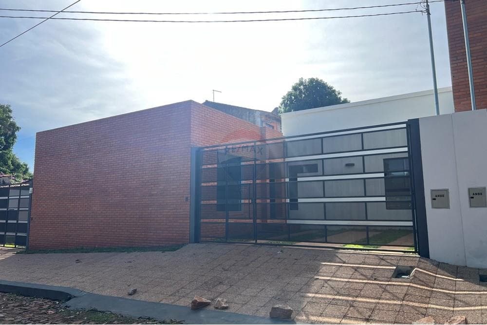 Chalet a estrenar en venta bo san isidro – Lambaré