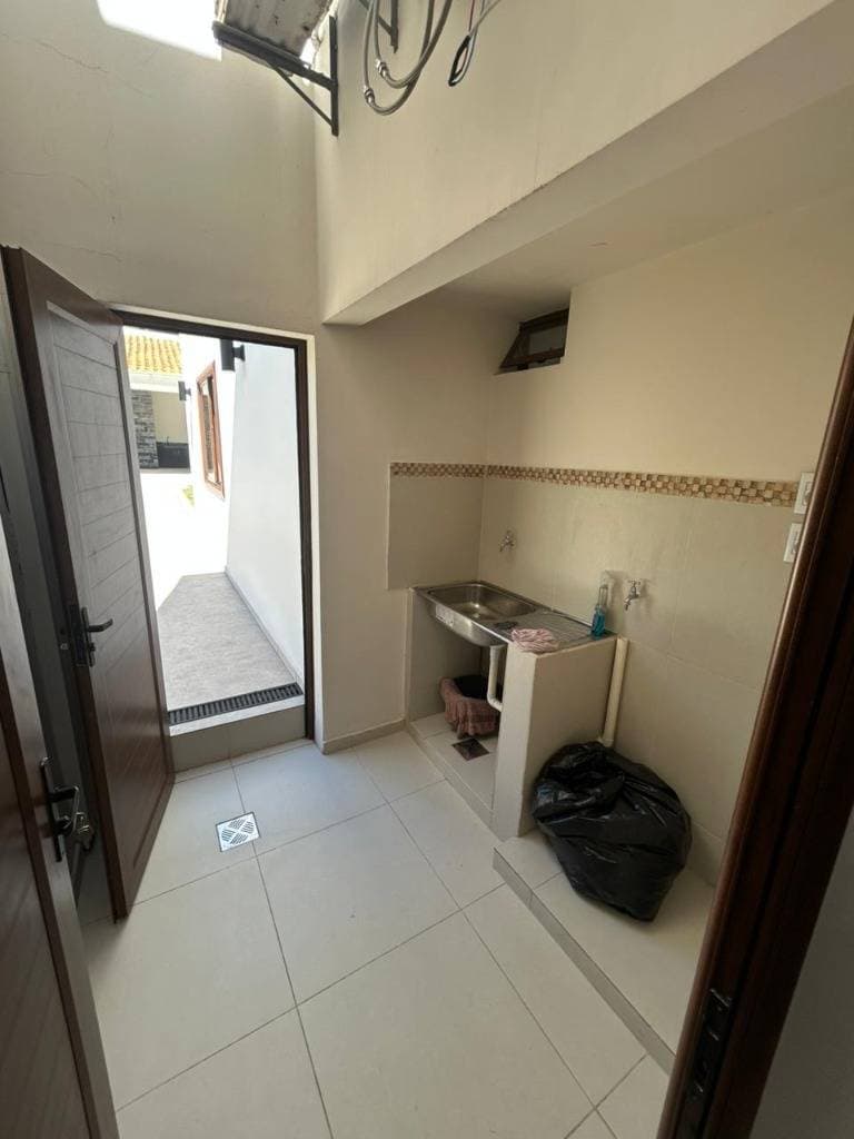 De Casa Refaccionada A Nueva Zona Complejo Santos Y Textilia, Barrio Jara, foto 2