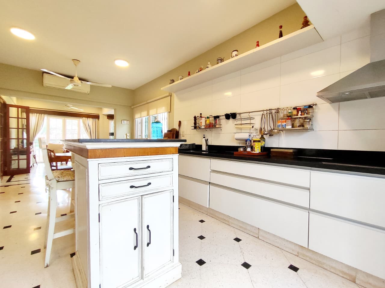 Residencia 4 hab. En suite - bo. Felicidad, lambare, foto 5