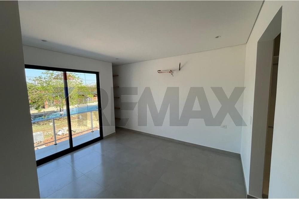 Casa en Venta - Mariano Roque Alonso, Paraguay, foto 5