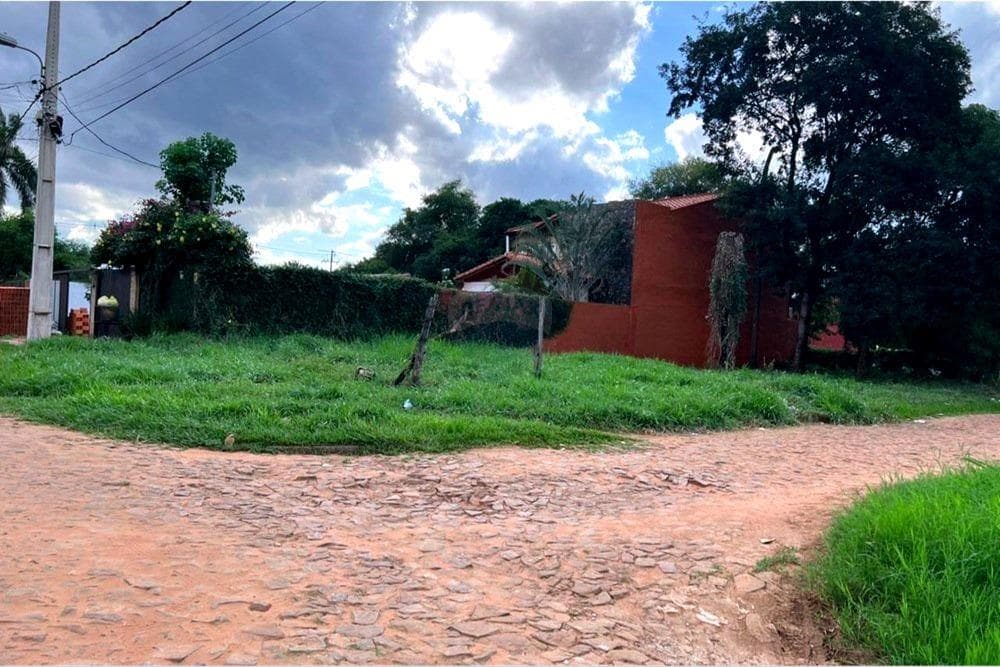 En venta terreno en esquina [Luque], foto 4