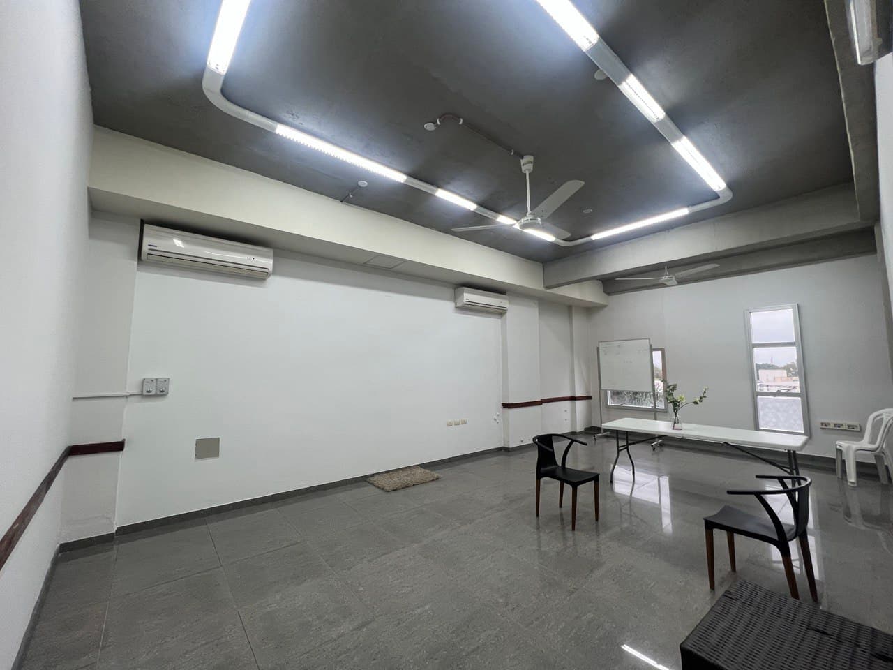 De aulas / oficinas - edificio corporativo — foto 5