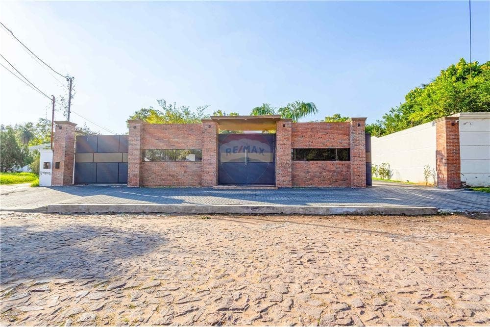 Residencia - Venta - Lambaré, Paraguay, foto 2