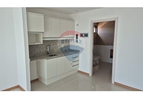 Oficina Amoblada de 172 M2 en Trading Park Asunción, foto 4