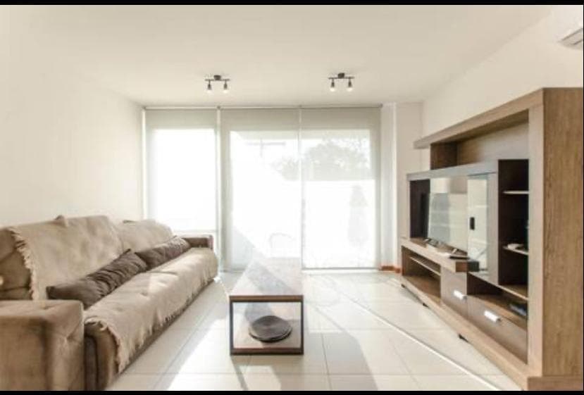 Vendo departamento zona shoping del sol