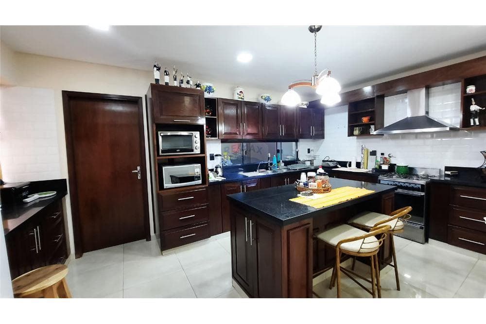 Increíble casa en lambare, foto 4