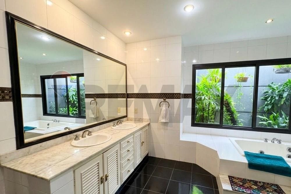 Hermosa casa minimalista en Las Lomas!, foto 4