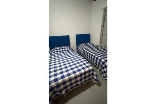 Casa amoblada en alquiler Costa Lago Areguá con piscina y patio, foto 4
