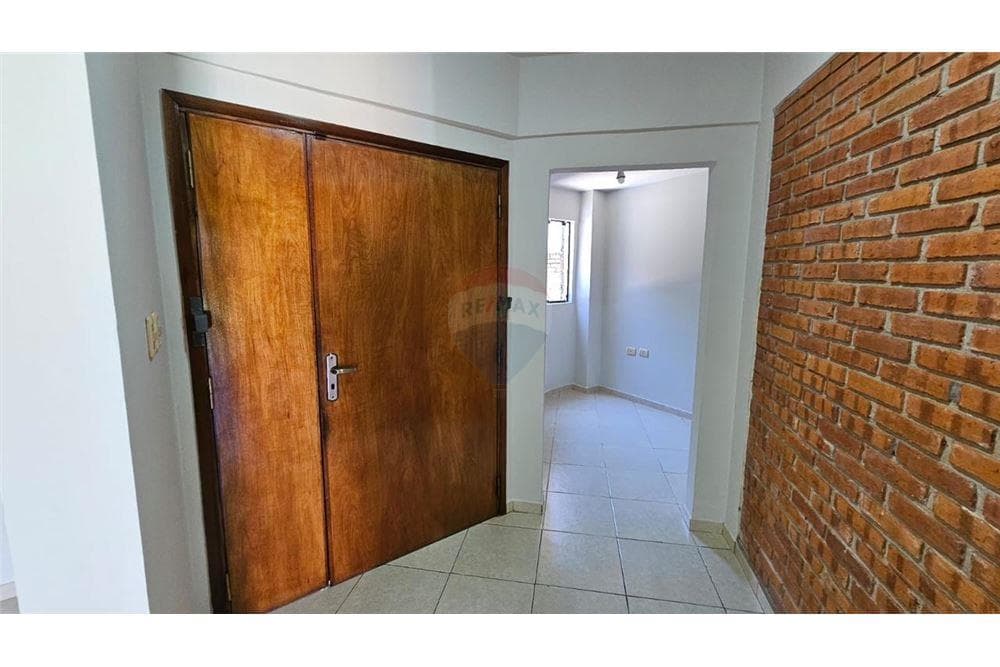 En venta casa tipo duplex a media cuadra de perón, foto 5