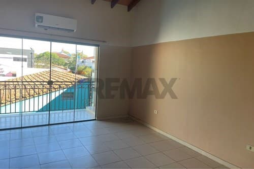 De dpto en barrio Herrera - Asunción, foto 2