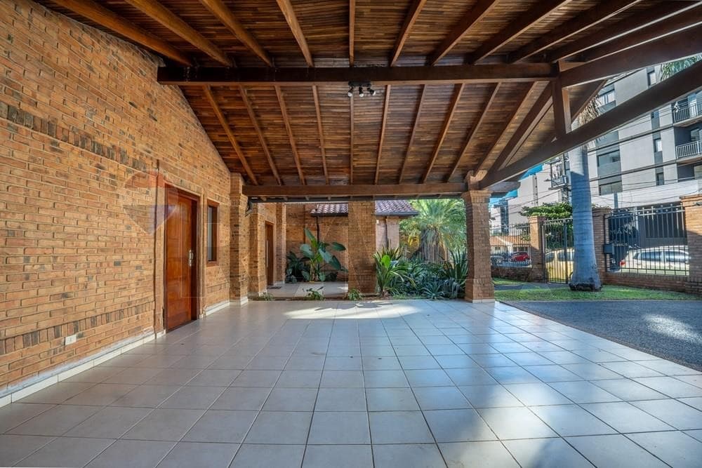 Residencia de 4 dormitorios en Las Lomas, foto 3
