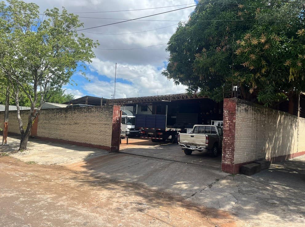 Tinglado en esquina en villa aurelia, foto 3