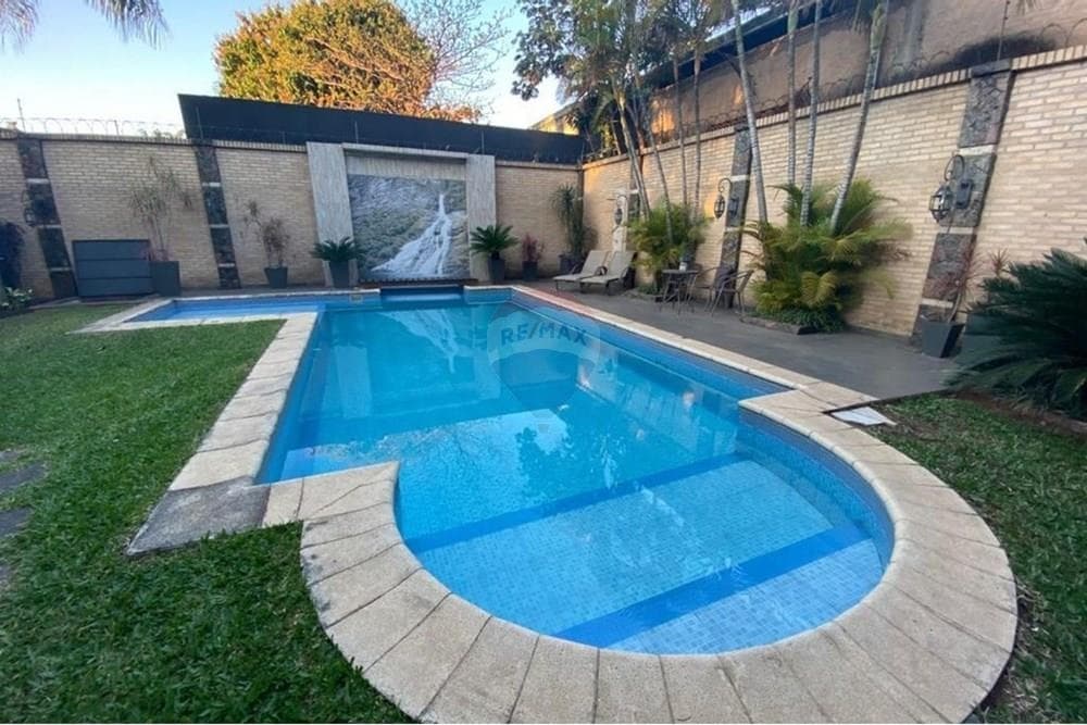 Lujosa casa en venta – villa aurelia