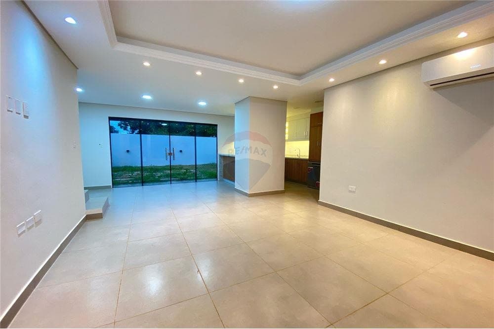 Duplex - Alquiler - Paraguay Central San Lorenzo, foto 2