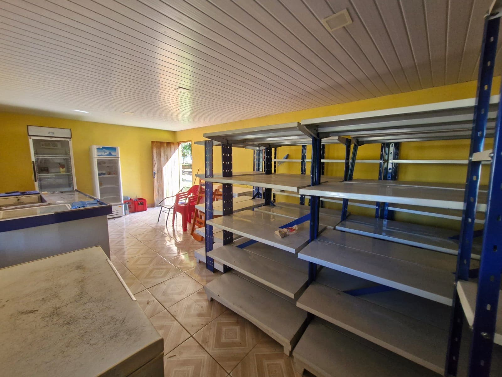 En Venta Casa Con Arroyo Y Salones Comerciales, foto 3