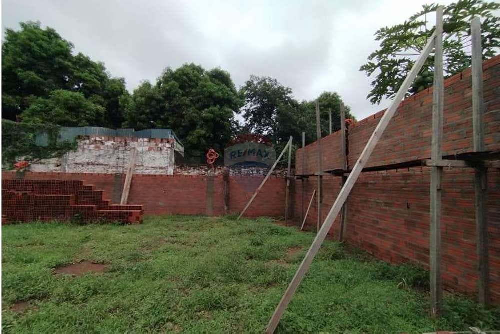 Terreno venta 1154m2 centro San Lorenzo