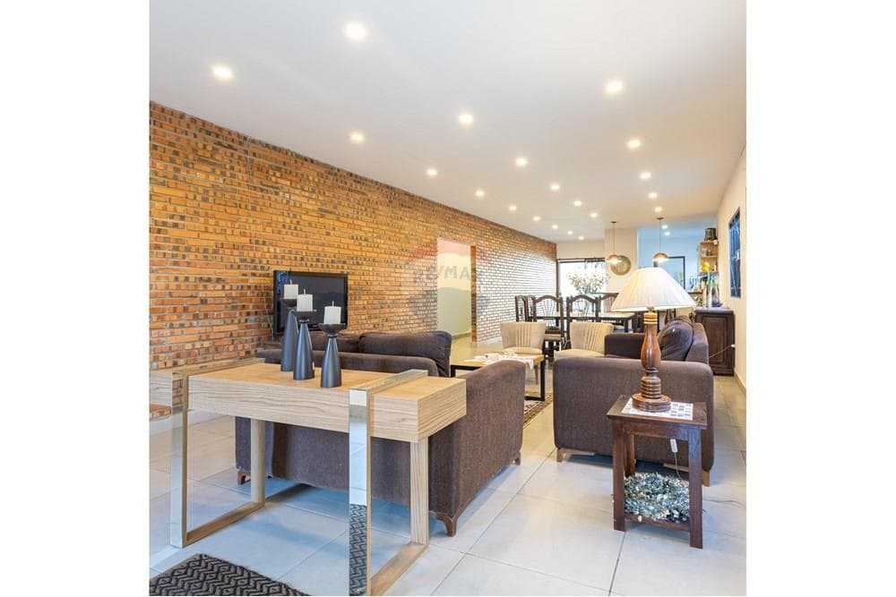 Residencia - Venta - San Bernardino, Paraguay, foto 4