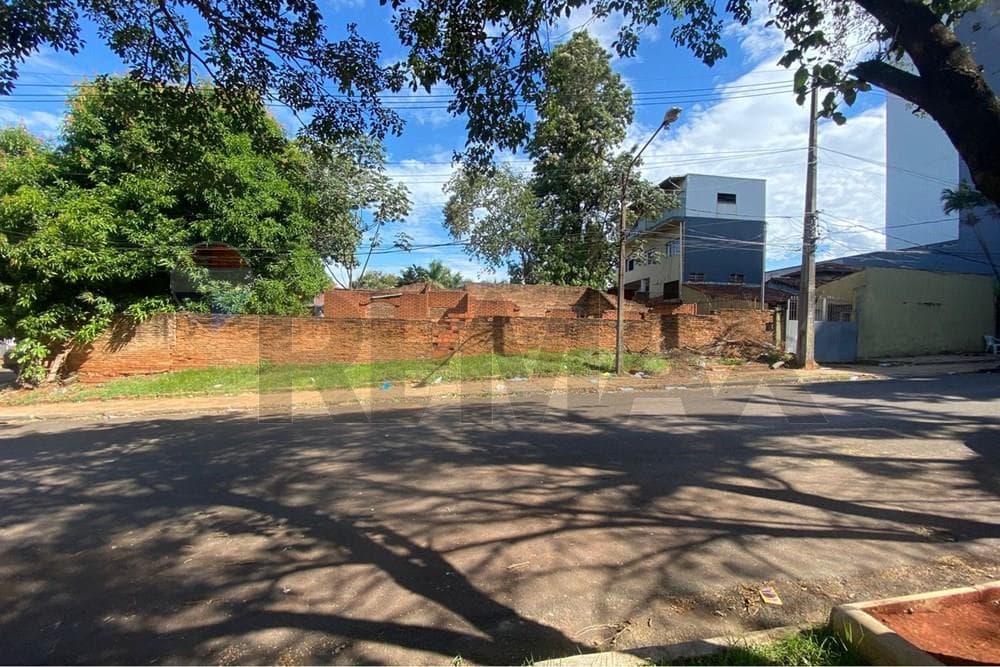 Terreno en Ciudad del Este eje corporativo, foto 3