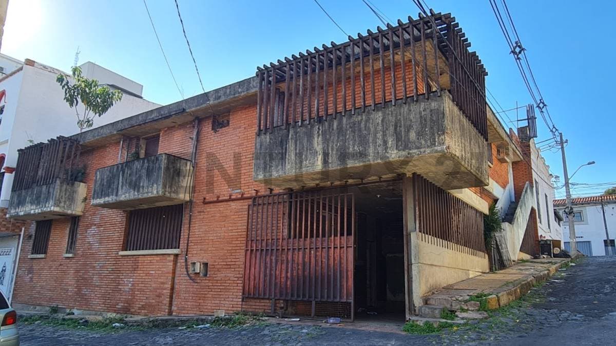 Propiedad en esquina a la venta - ba. San roque Asunción