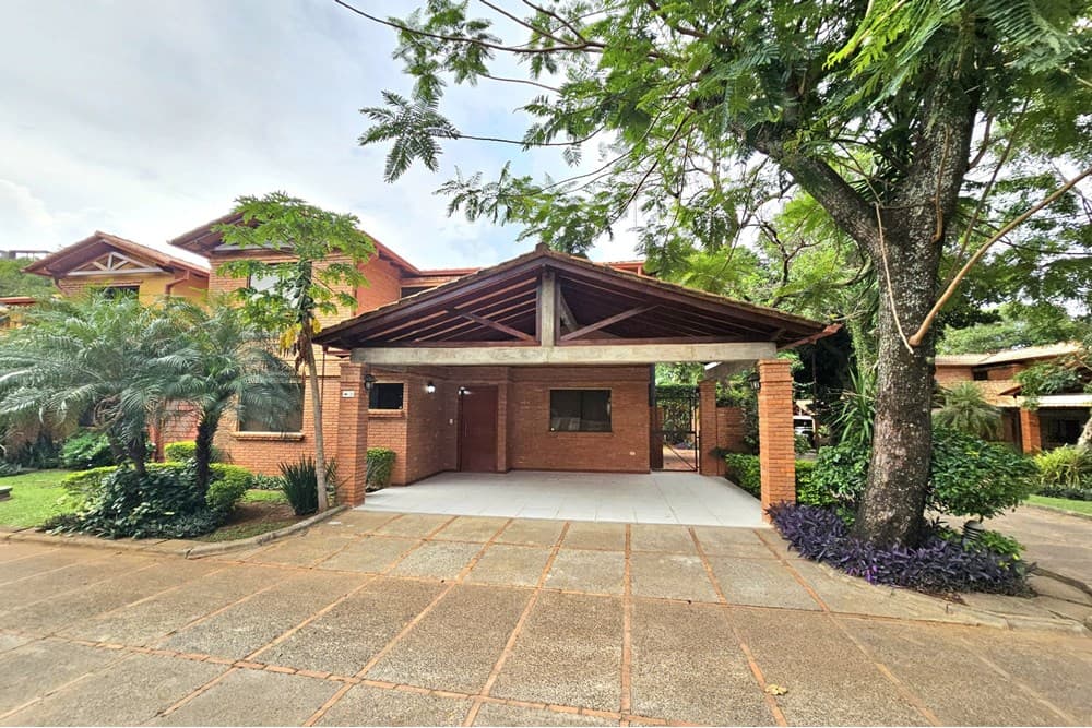 Casa - Venta - San Lorenzo, Paraguay