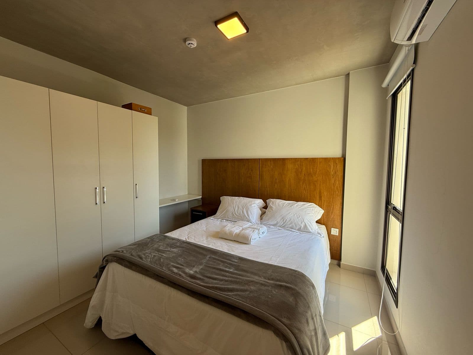 Departamento-Alquiler-Amoblado-Luque, foto 2