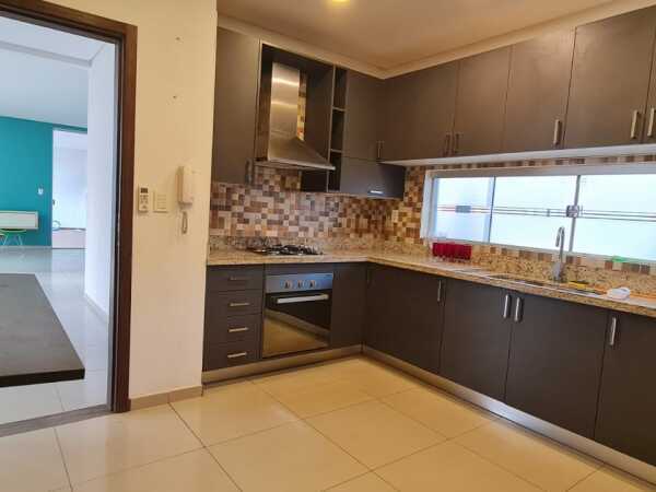 Hermosa casa en lambare, valle apu'a a 150 metros de cacique Lambaré, foto 5
