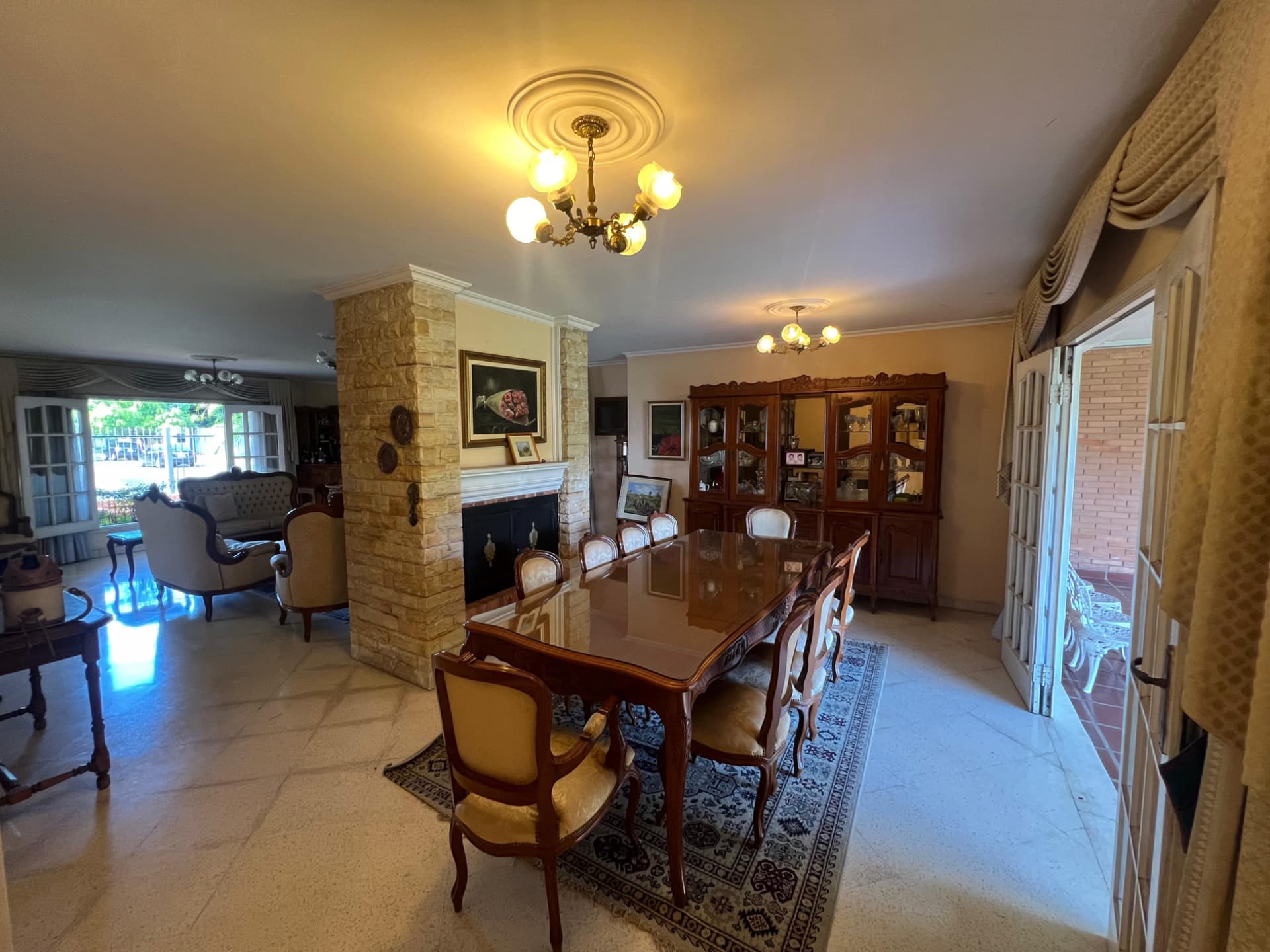 Vendo residencia en Barrio Mcal. Estigarribia