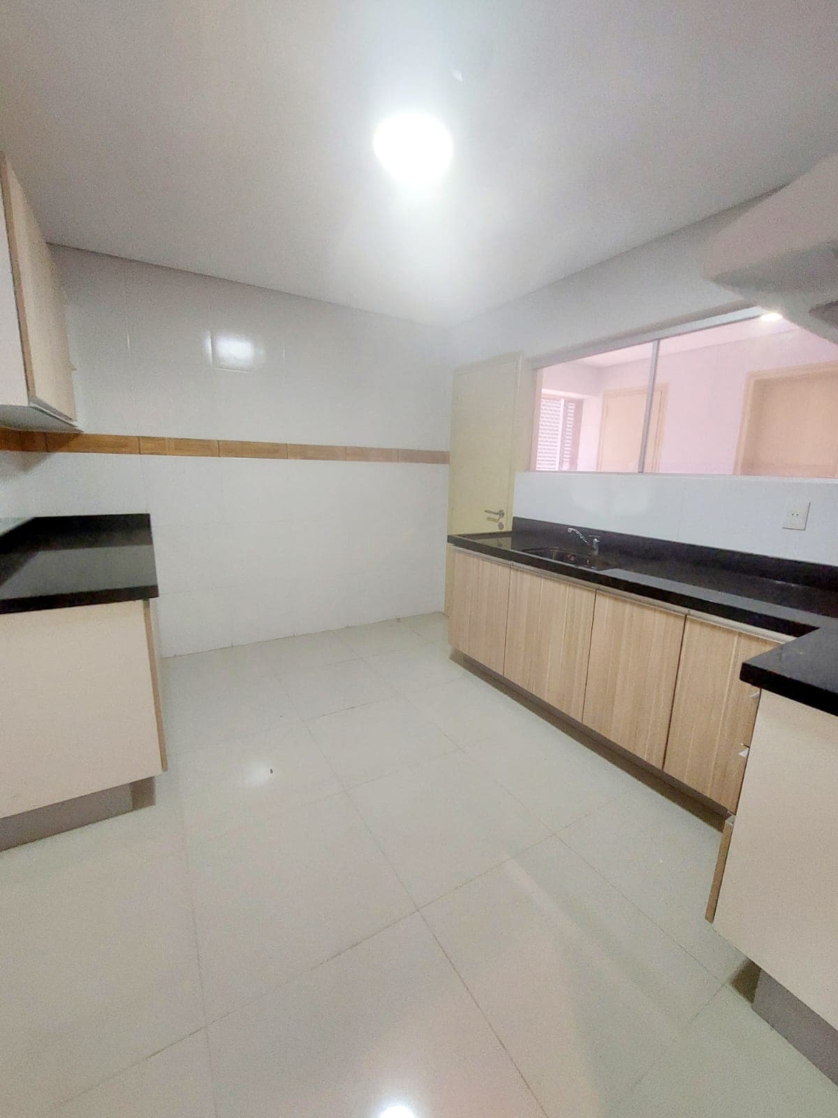 amplio departamento de 3 dormitorios en Villa Morra, foto 4