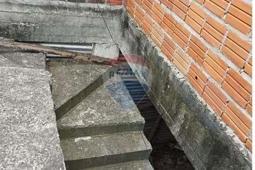 Terreno en el barrio central de mra — foto 2