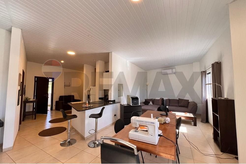 Edificio Nuevo de 3 Dptos. Indep. (370 m²) en Caacupé, Ideal Inversión, foto 5