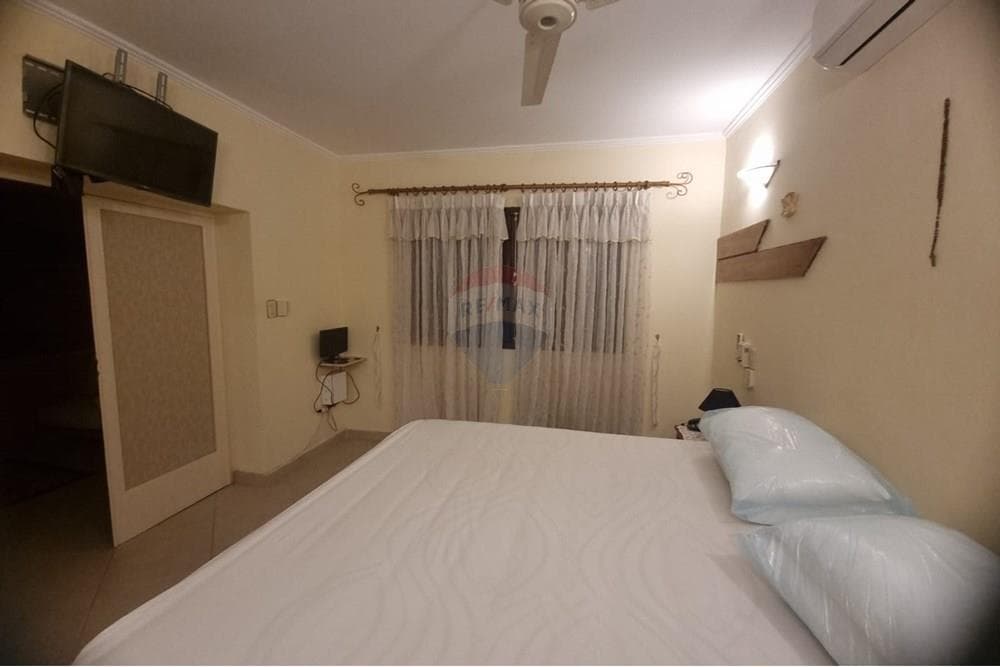 Exclusiva Residencia en el Barrio Madame Lynch, foto 3