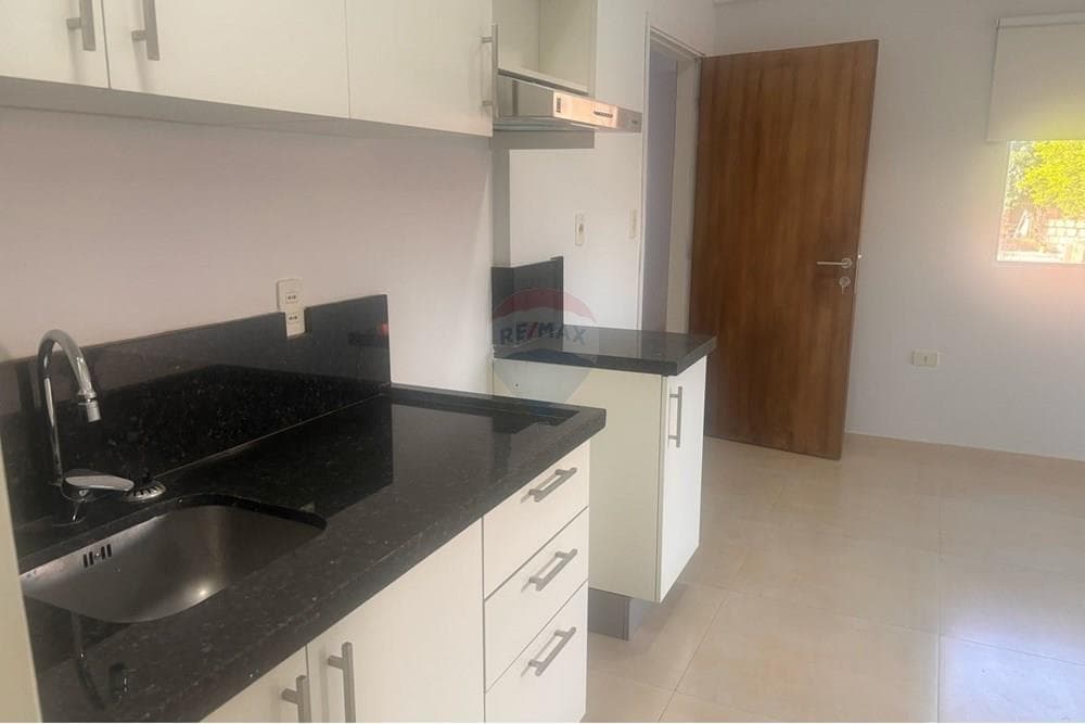 Departamento - Alquiler - Lambaré — foto 3