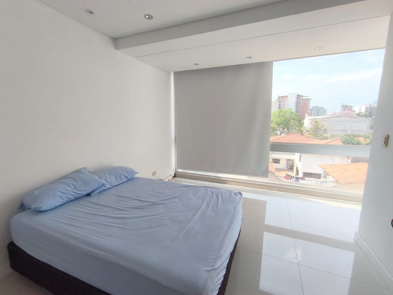 En venta amplio departamento tipo dúplex a pasos del bcp, foto 2
