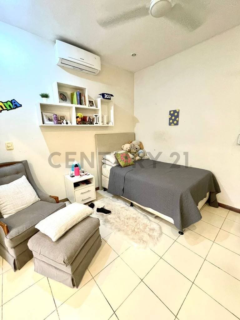de Casa en Fernando de la Mora, Central, foto 4