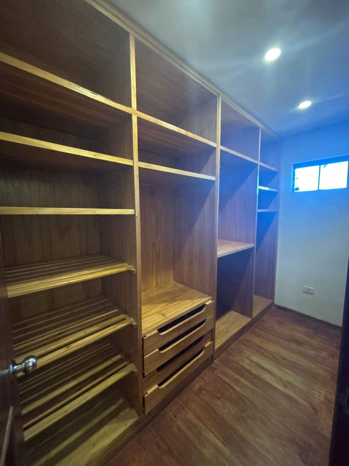 Casa en zona colegio goethe, foto 4