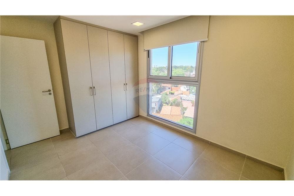 En venta departamento una hab home Villa Morra, foto 4