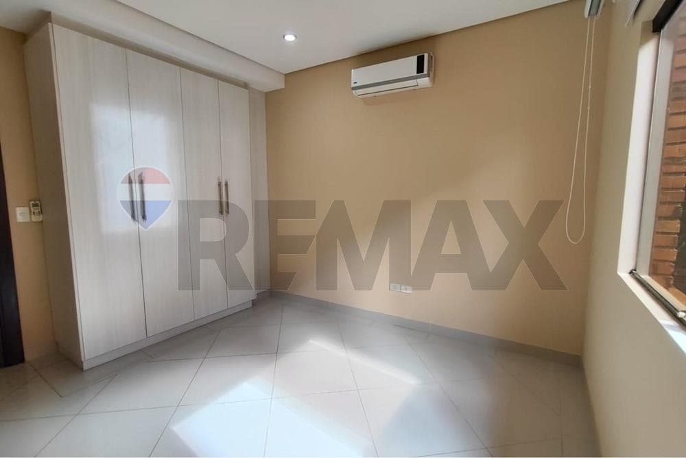 Casa - Venta - San Lorenzo, Central, Paraguay, foto 4