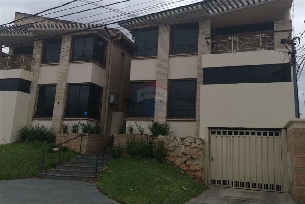 Duplex en condominio a pasos de avenida españa, foto 1