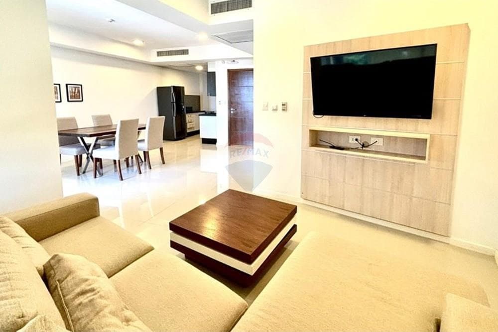 Fino departamento en ycua sati, foto 1